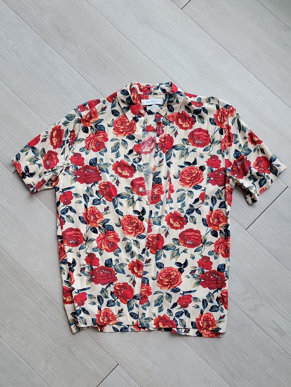 Urban Outfitters Red Floral Short-Sleeve Button-Down on Cream